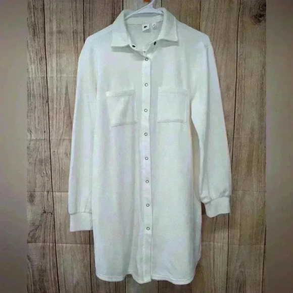 BP oversized white fleece button blouse in white , NWOT size S - Picture 1 of 5
